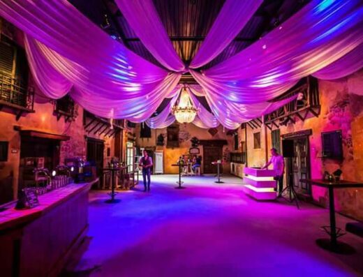 Caribbean Corner/Le Club BBQ