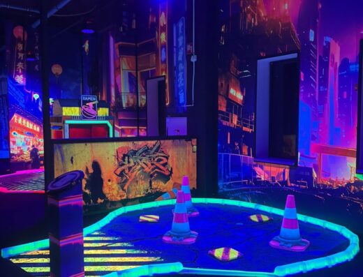 GlowGolf® Leeuwarden | glow in the dark minigolf