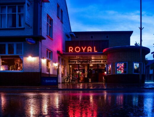 Royal Service Bioscoop🍿