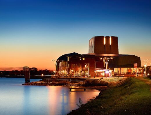 Schouwburg en Congrescentrum Het Park