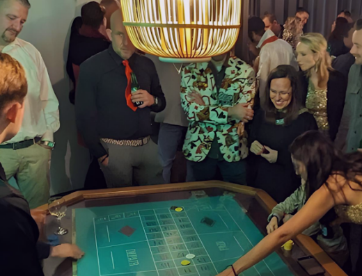 UitjesThuis – belevenisverhuur: Casino´s, speelhal, karaoke, midgetgolf, proeverijen, diners en meer