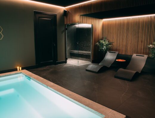 XCLUSIVE SPA | PRIVÉ SAUNA | PRIVÉ SPA | STOOMBAD | FINSE SAUNA | WHIRLPOOL |RELAX CENTER NEDERLAND
